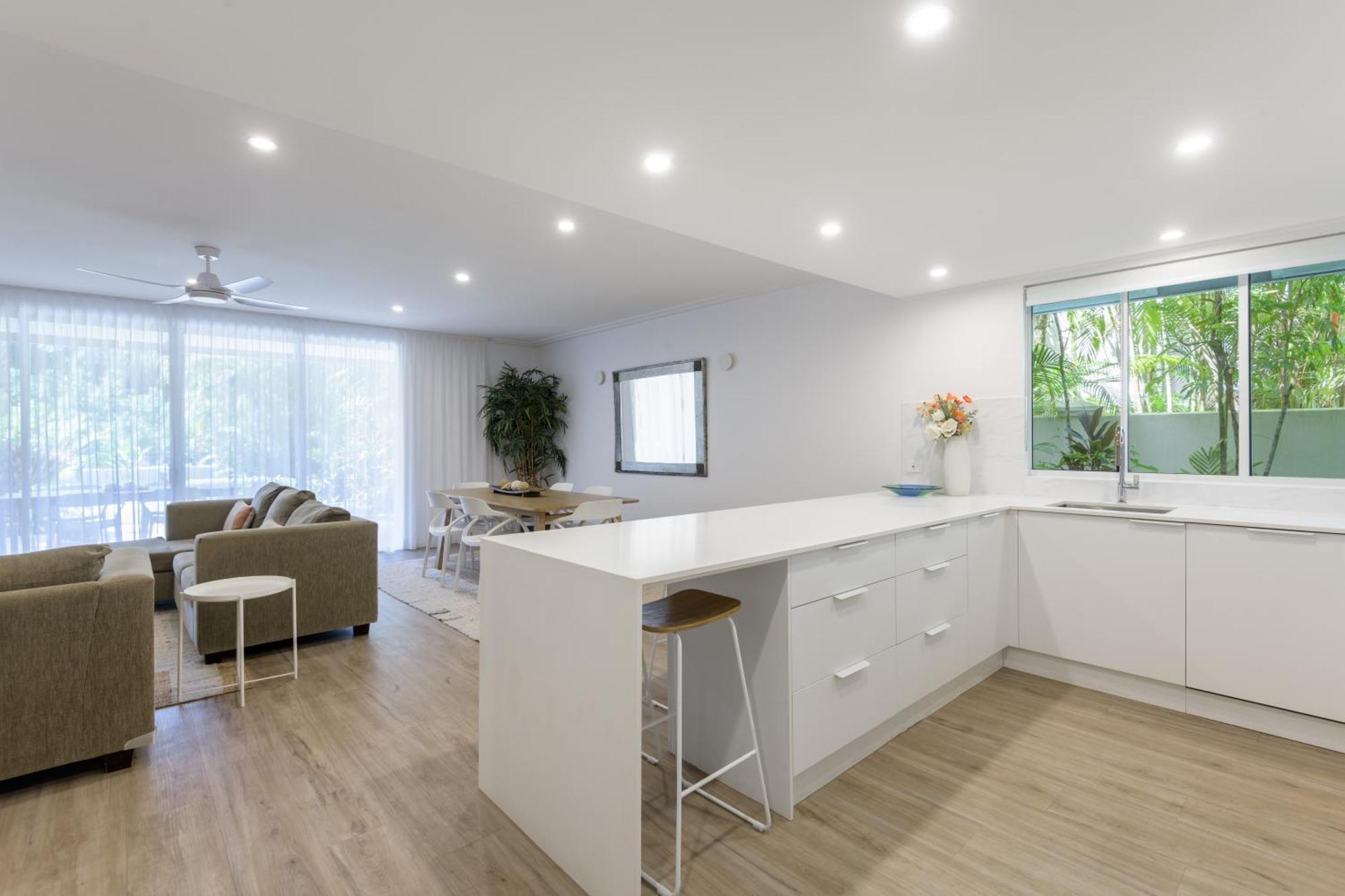 Mandalay Luxury Beachfront Apartments Port Douglas Buitenkant foto