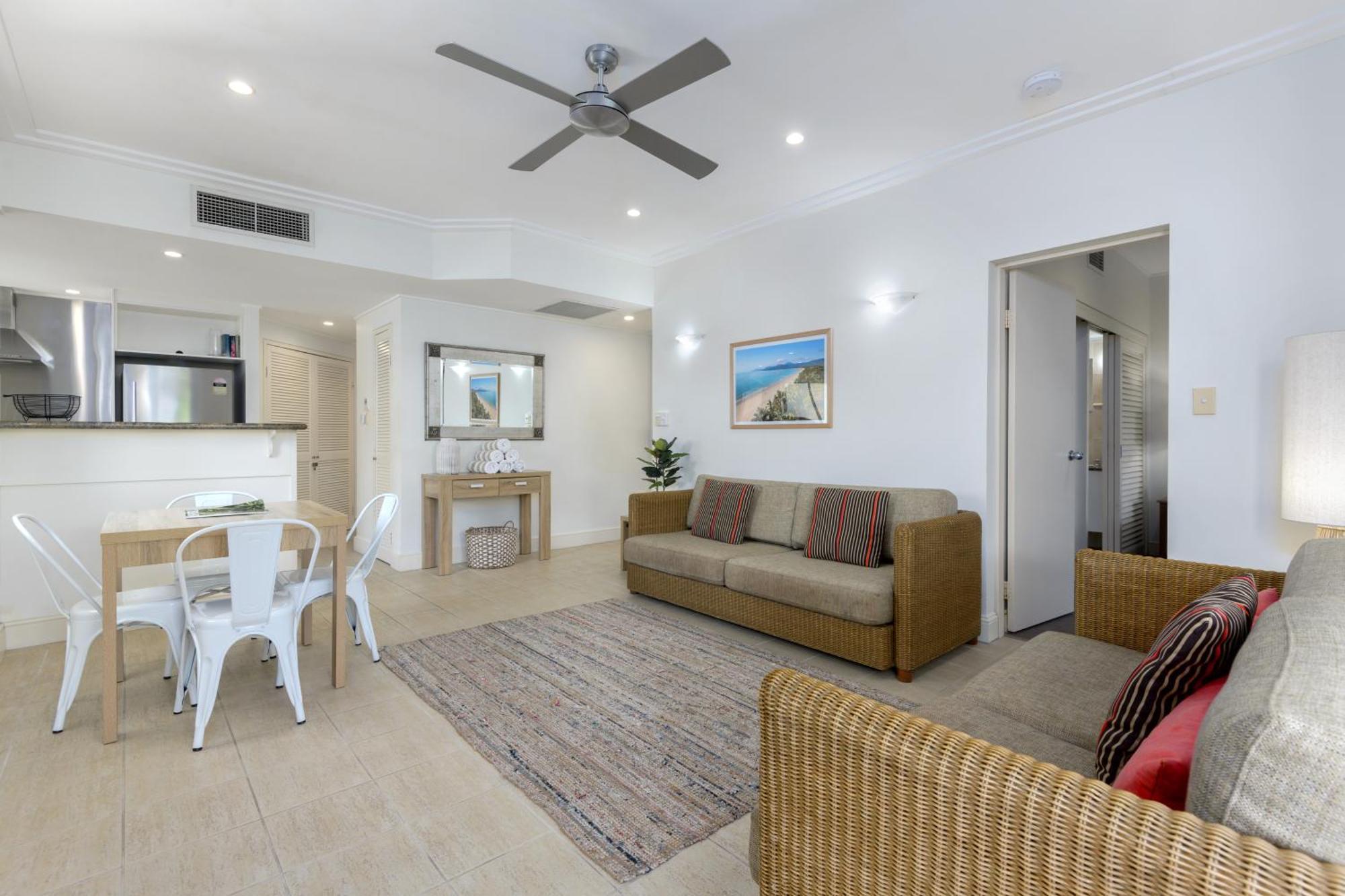 Mandalay Luxury Beachfront Apartments Port Douglas Buitenkant foto