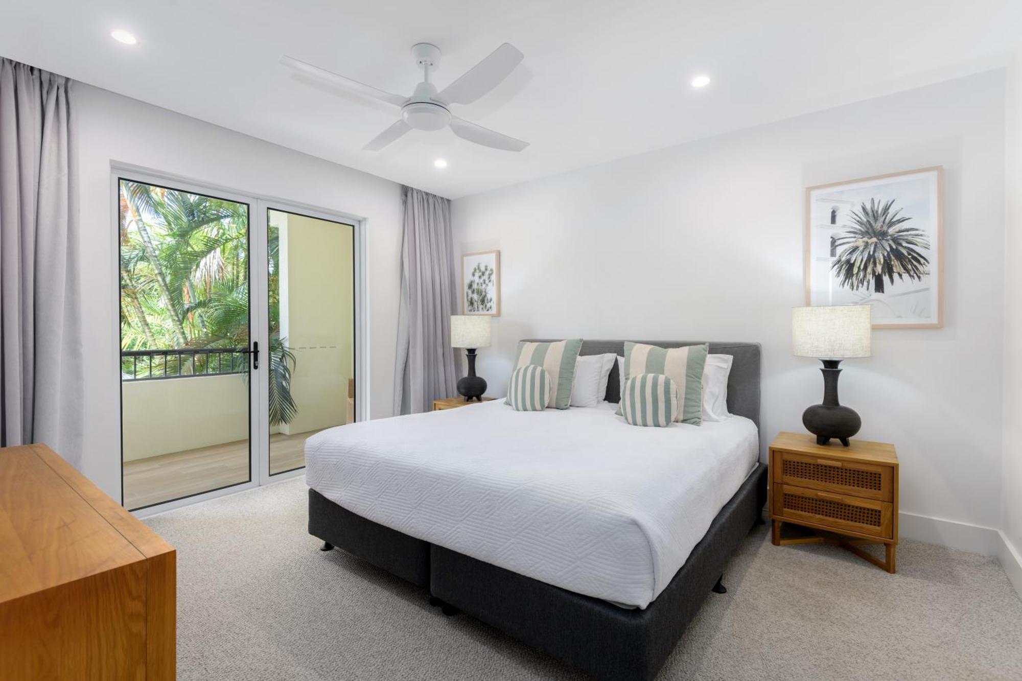 Mandalay Luxury Beachfront Apartments Port Douglas Buitenkant foto