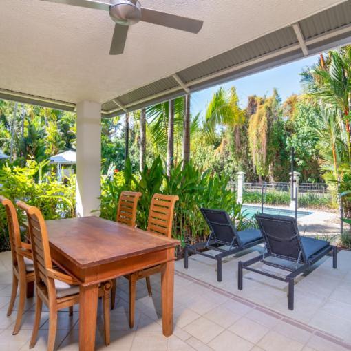 Mandalay Luxury Beachfront Apartments Port Douglas Buitenkant foto